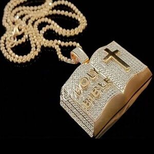 Gold tone Holy Bible w/ Cross Pendant Necklace Stunning bling!